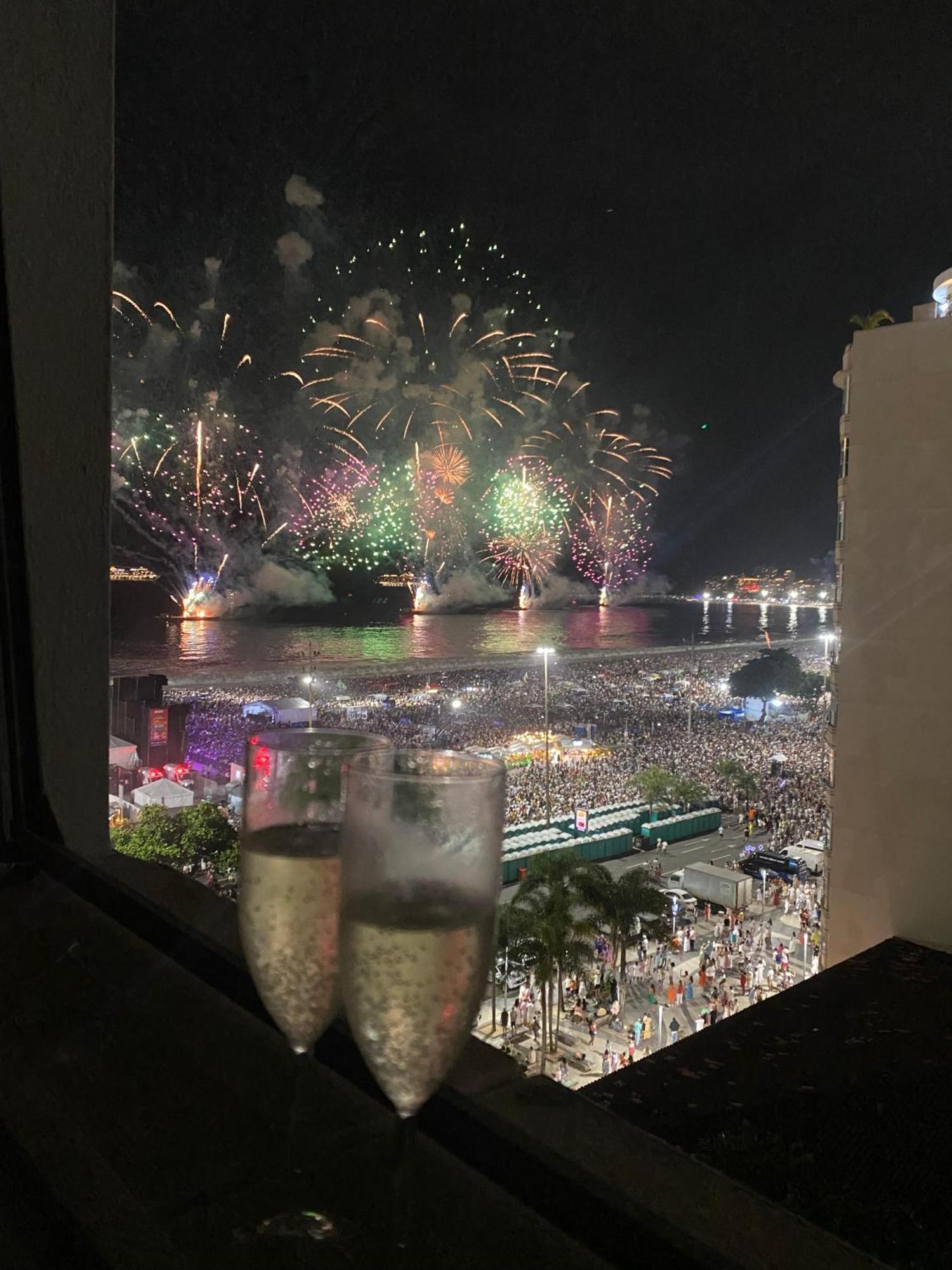 Vista De Copacabana! Casal Privativo Em Compartilhado